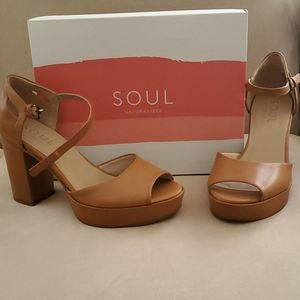 Naturalizer Soul- size 10 Anita chunky heel